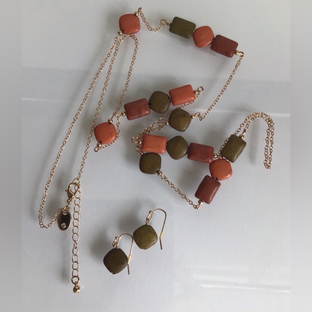 Natural Stone Rust Green Matte Finish Chiclet Bead Necklace & Earrings